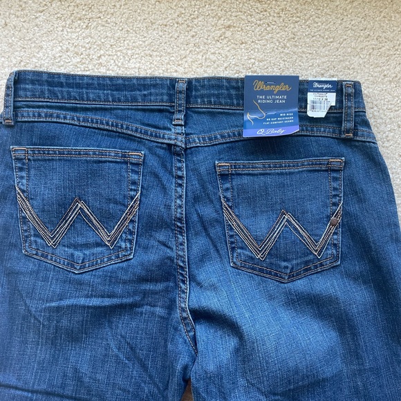 **NEW WITH TAGS** Wrangler Q-Baby Riding Jeans - Picture 3 of 5